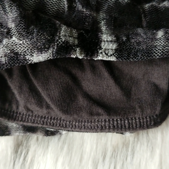 EXPRESS Lace Bandeau - Picture 6 of 8